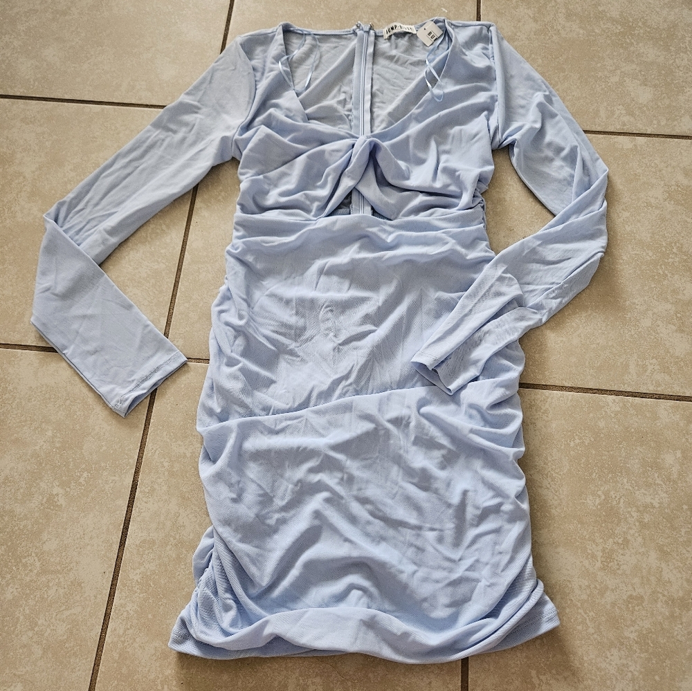 Bump biddy blue longsleeve cut out front dress